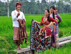 Gente di Bali in posa