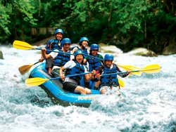 Rafting a Bali